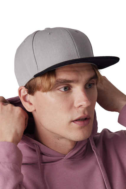 SNAPBACK CAP - 6 PANELS