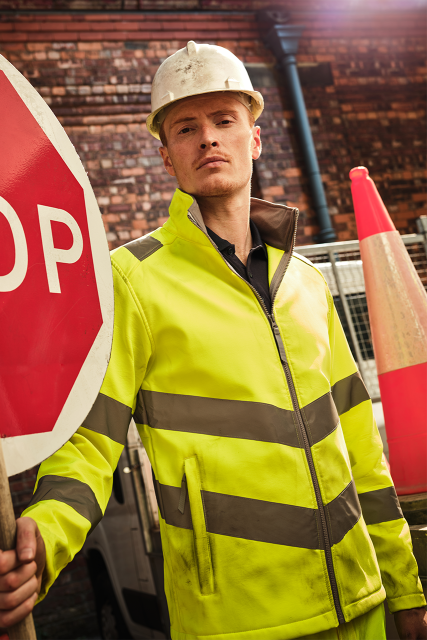 HI-VIS PRO CONTRACT ABLAZE 2 LAYER SOFTSHELL JACKET (CLASS 3)
