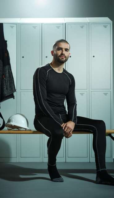 PRO LONG SLEEVE BASE LAYER TOP